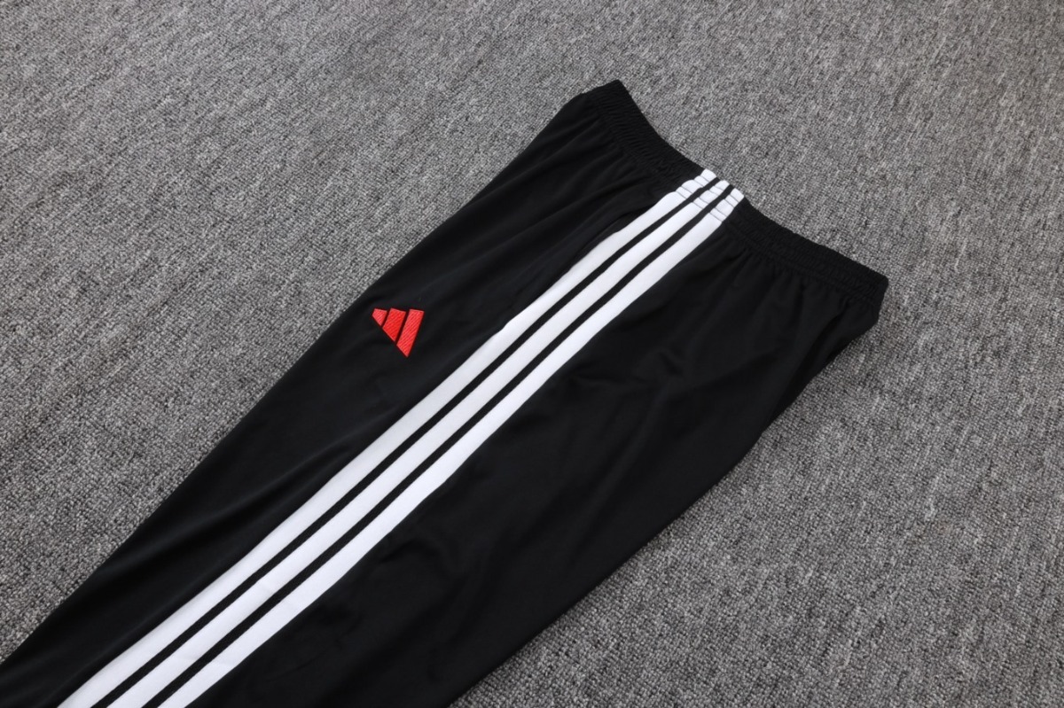 2026 Liverpool Black Long-sleeved half-pull training kit