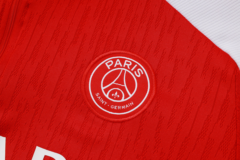 202526 Paris Red Long-sleeved half-pull training kit Football team kit