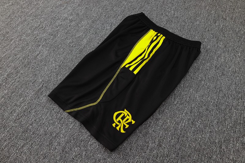 24/25 Flamengo Gray Training Set Shirt and Shorts