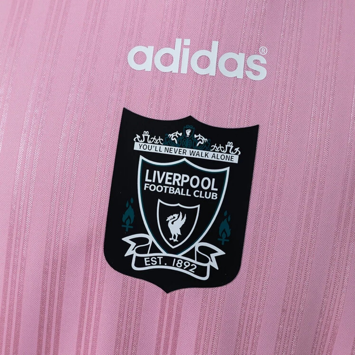 Retro Liverpool 1995 Pink Jersey Fan Version