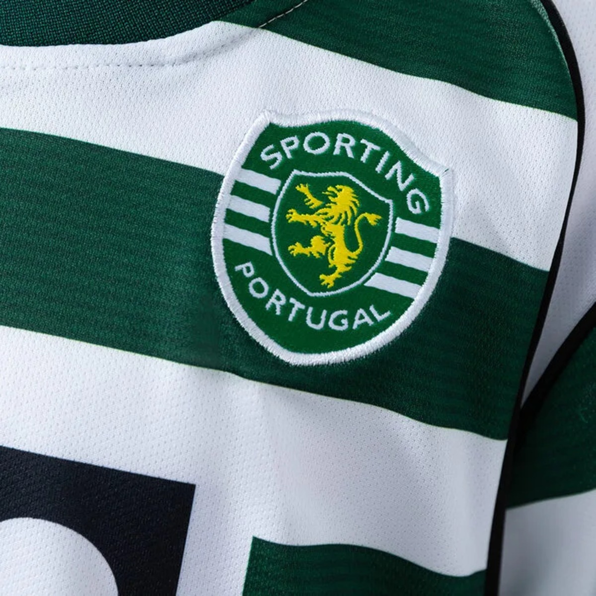 Retro Sporting Lisbon 2001/03 Home Kid Kits Long Sleeve