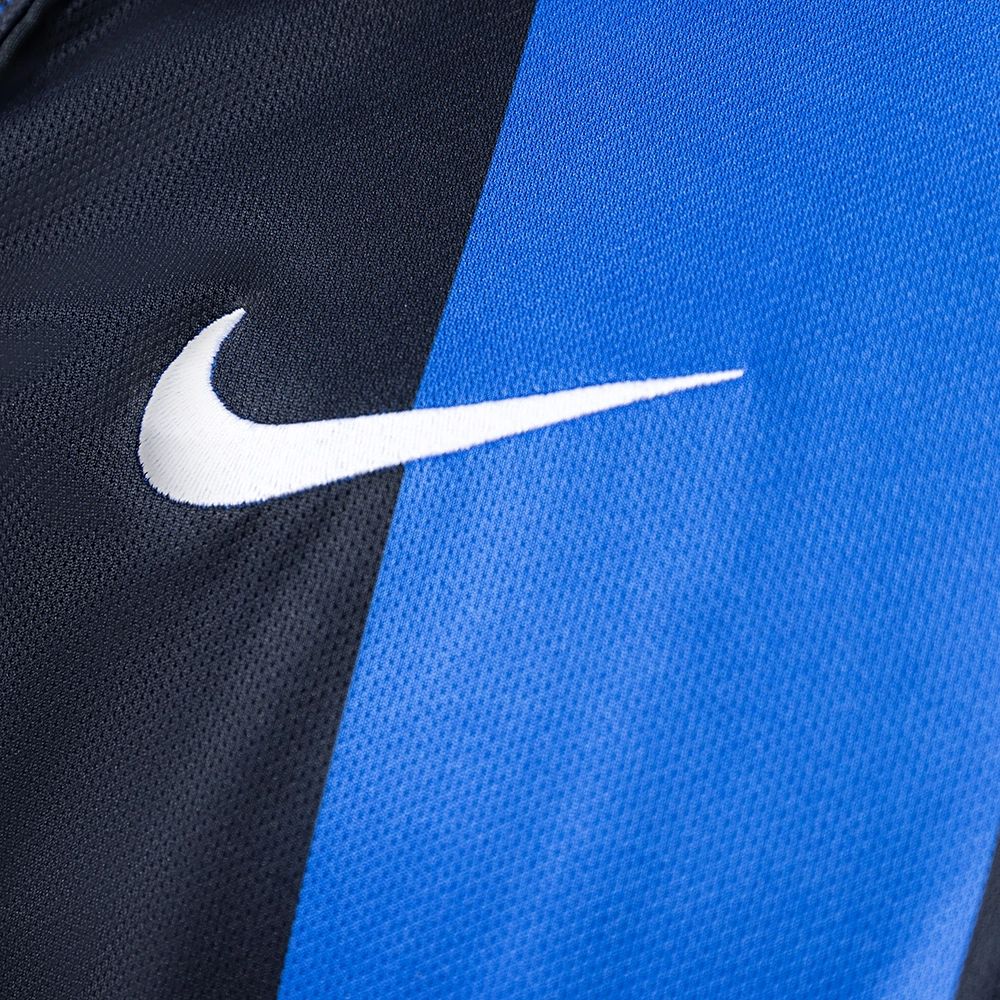 Retro Inter Milan 2004/05 Home jersey Fan Version