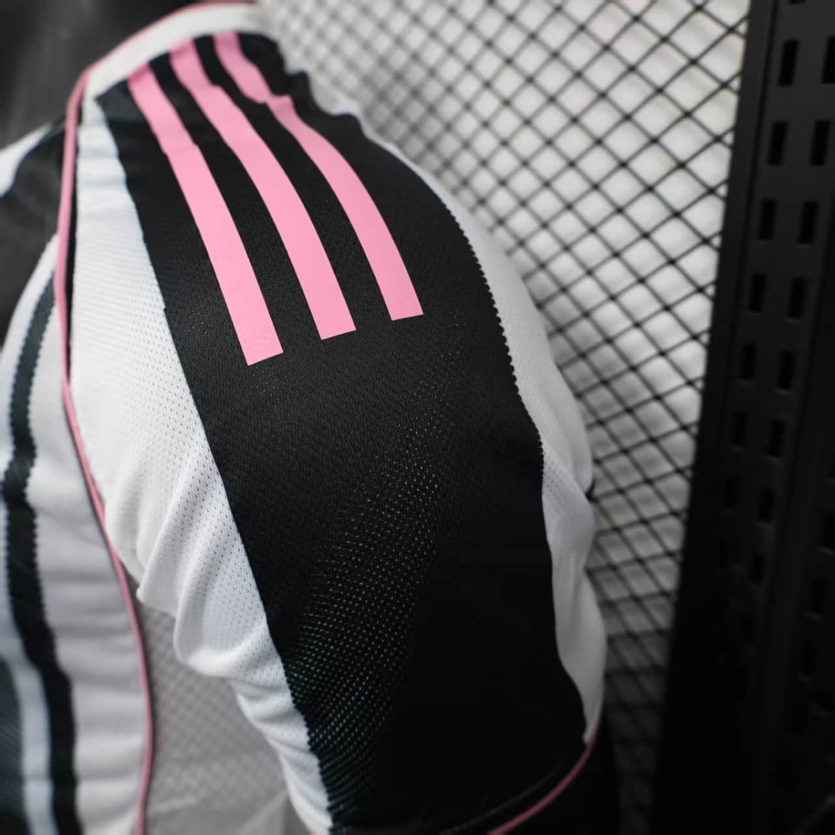 25/26 Juventus home jersey Player Version