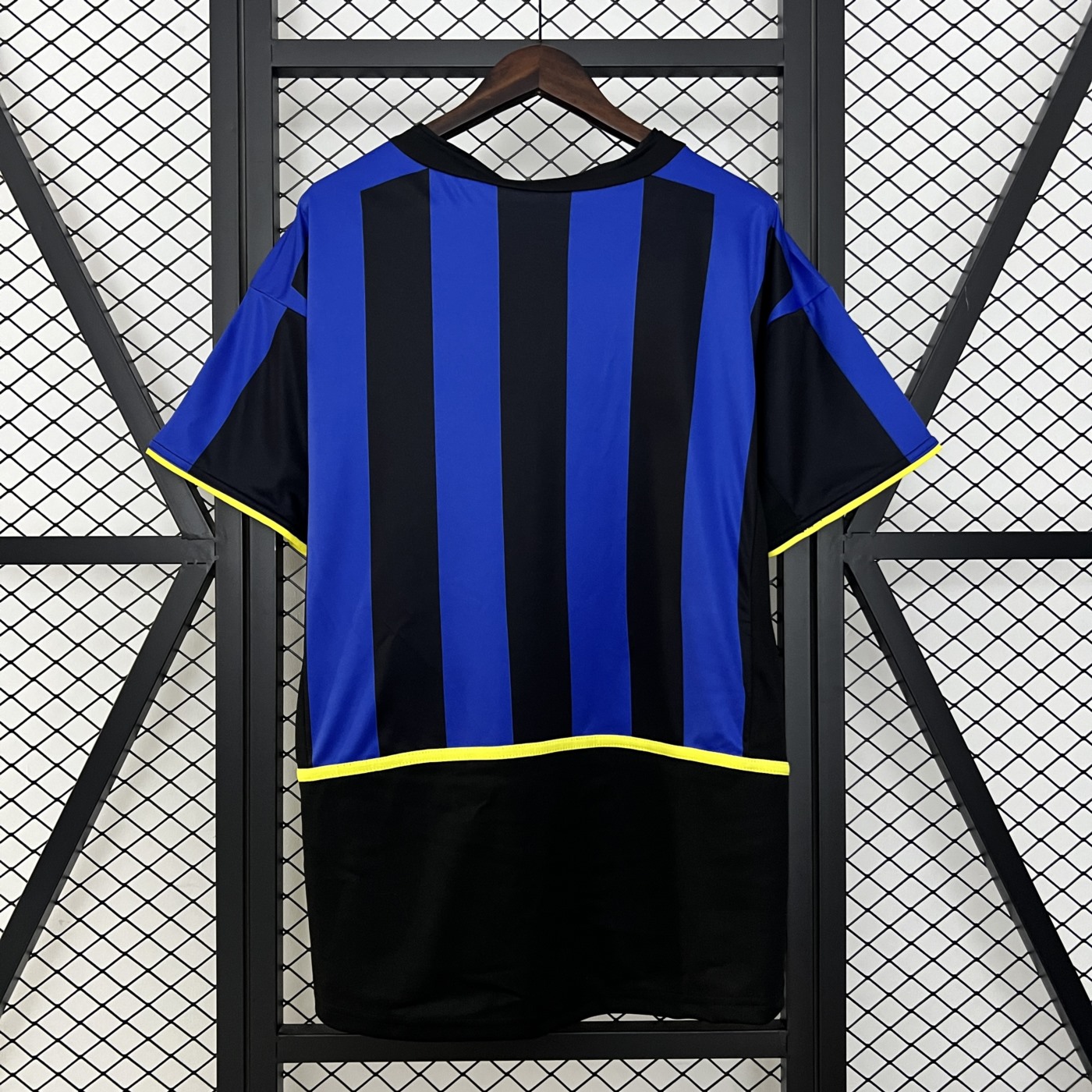 Retro Inter Milan 02/03 Home jersey Fan Version
