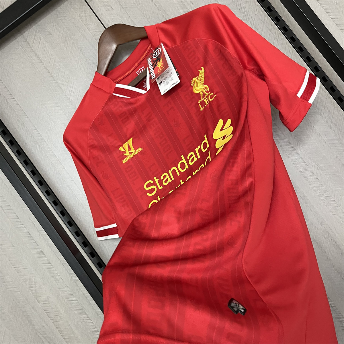 Retro Liverpool 13/14 home jersey Fan Version