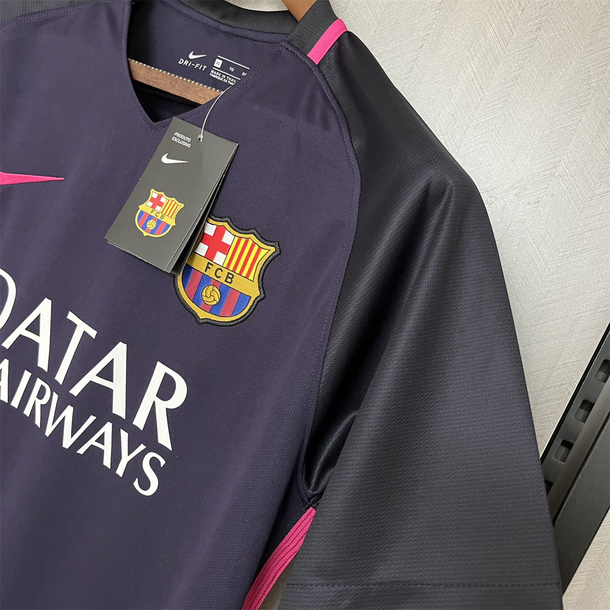 Retro Barcelona 16/17  Away jersey Fan Version