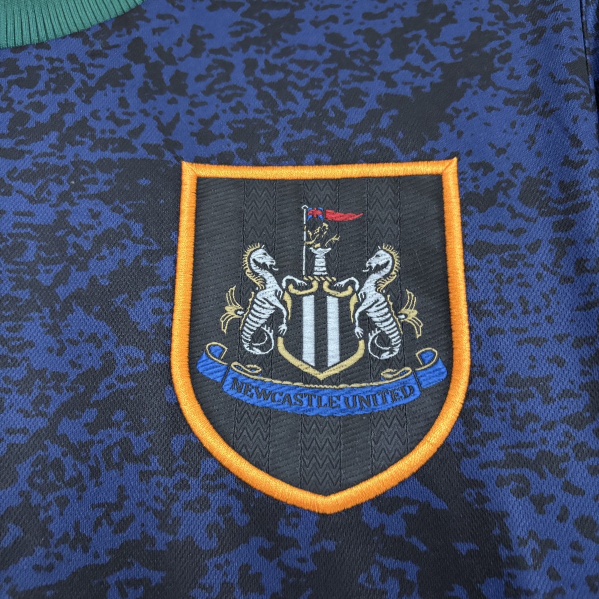 Retro Newcastle United 97/98 Away jersey Fan Version