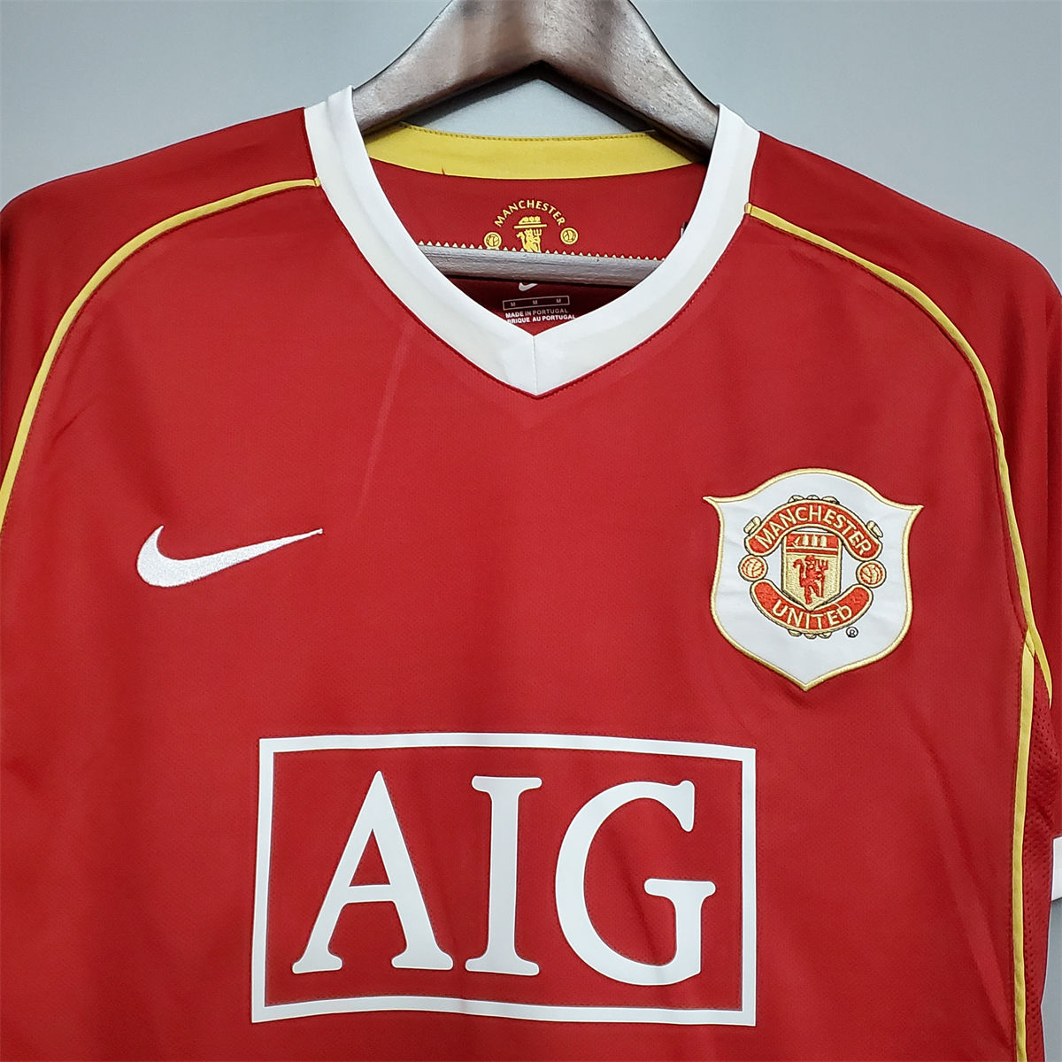 Retro Manchester United 06/07 home jersey Fan Version