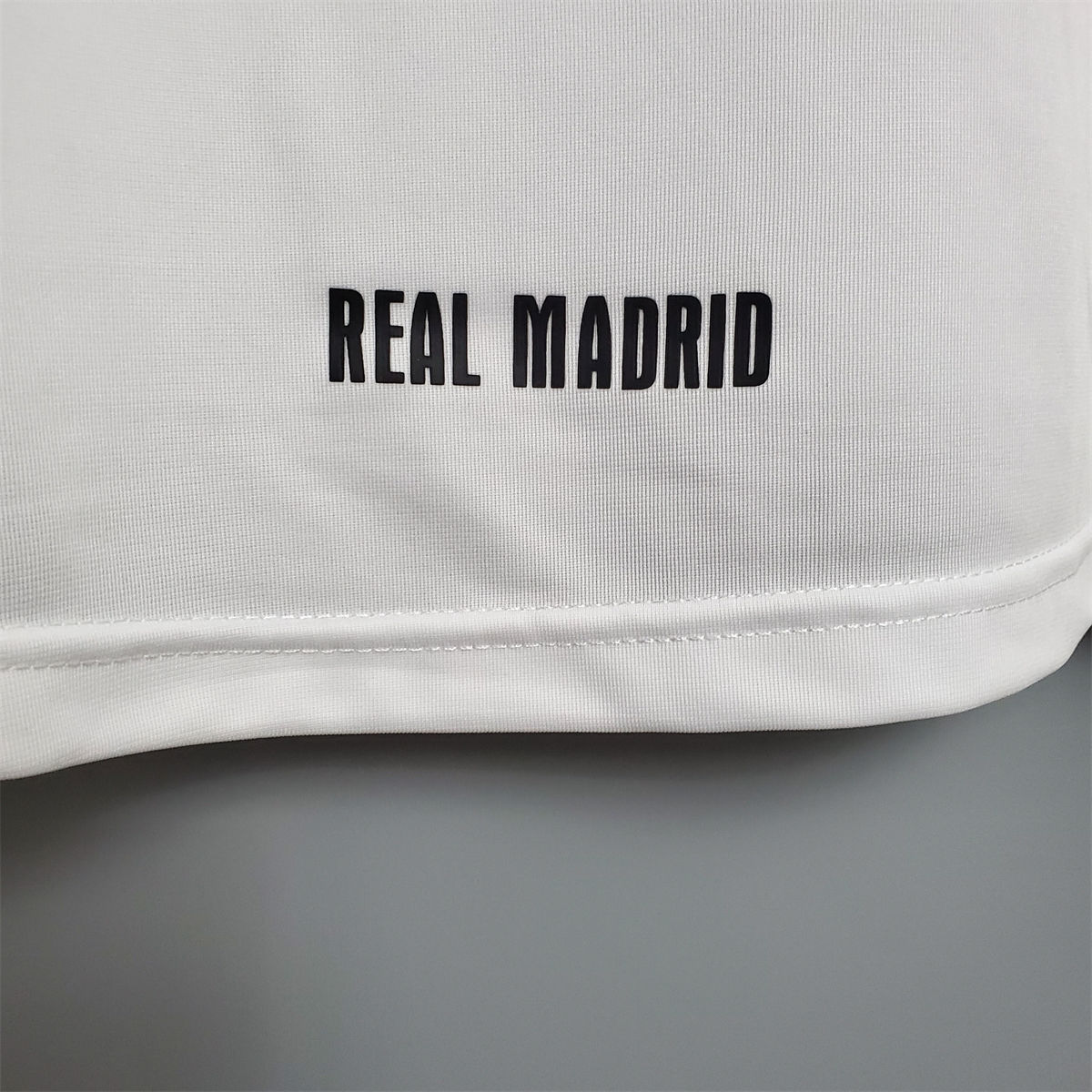 Real Madrid Retro 07/08 home jersey Fan Version