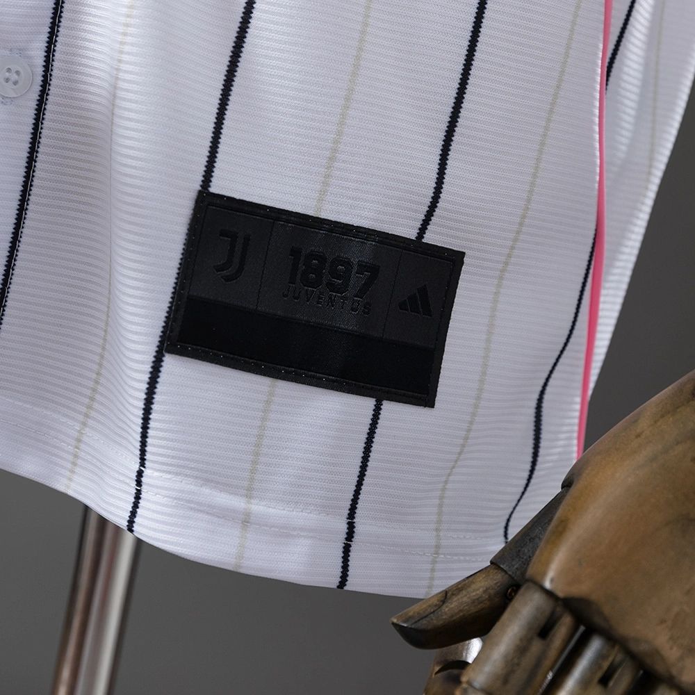 2025/26 Juventus US Pack Full-Button Baseball White jersey Fan version
