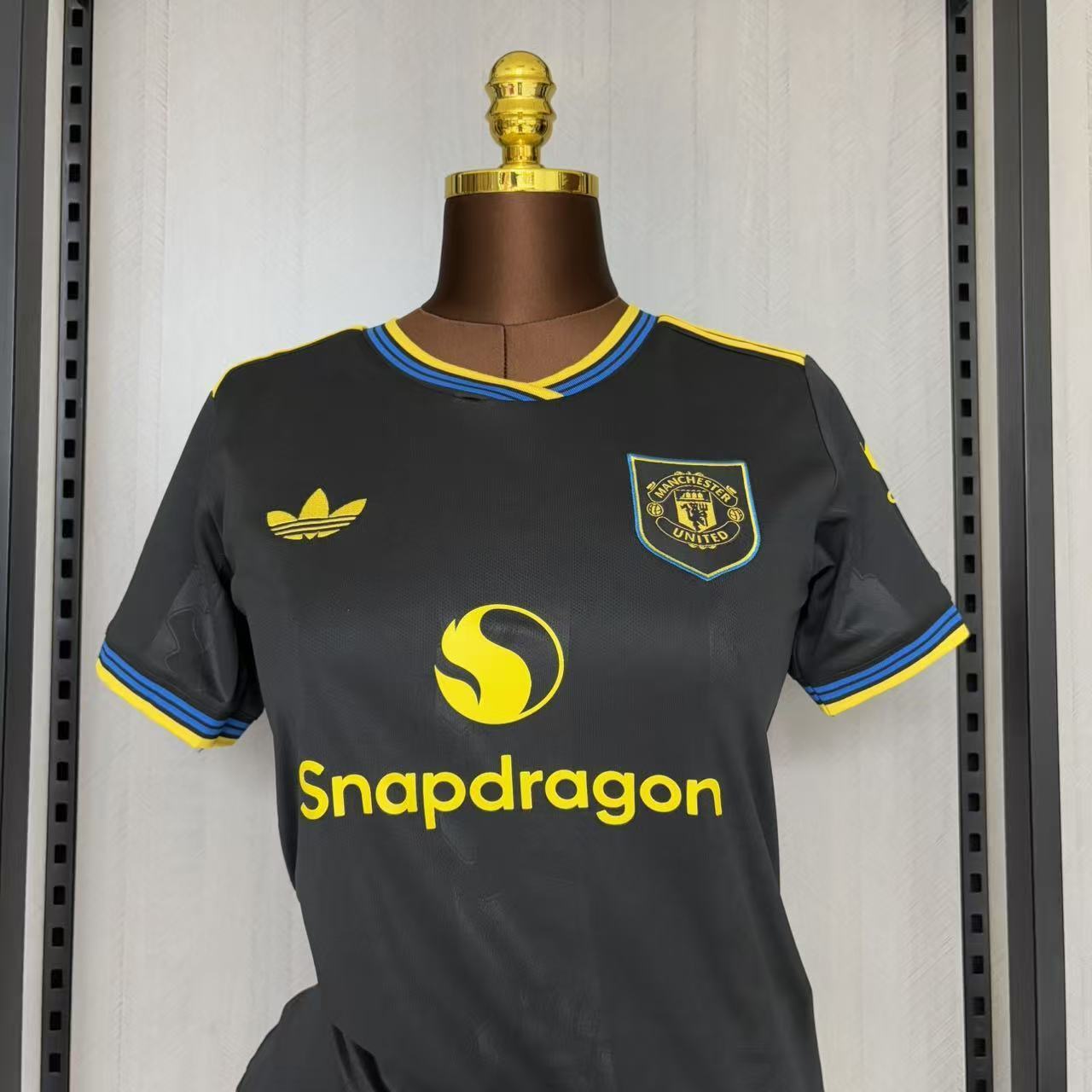 2025/26 Manchester United Second Away Women's Jersey Fan Version