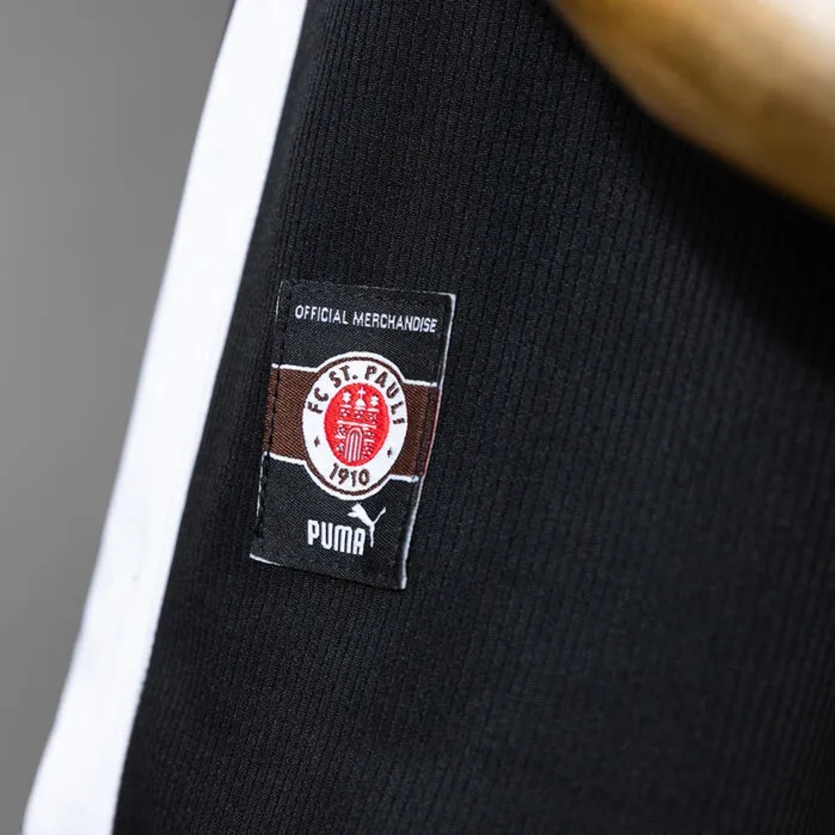 Retro 1999/2000 FC St. Pauli Away Jersey Fan Version