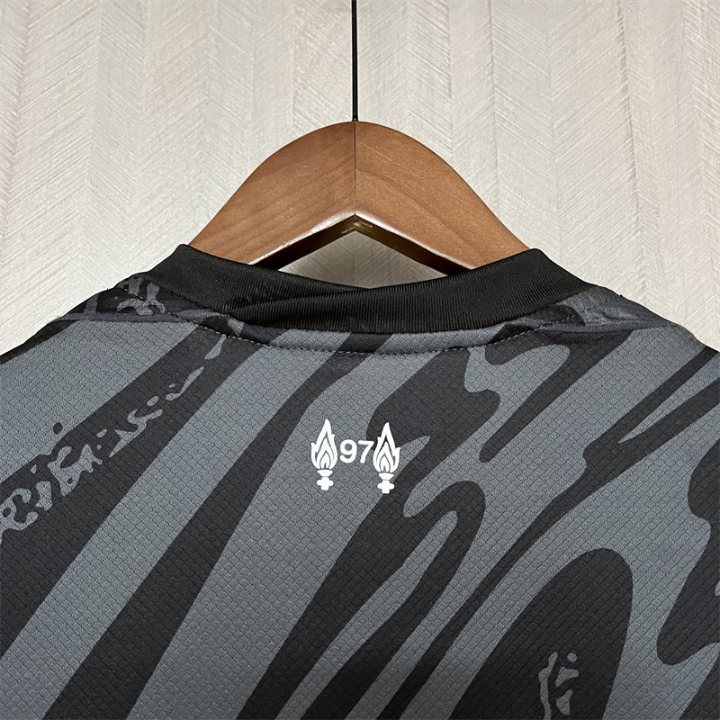 2024/25 Liverpool Goalkeeper Jersey Fan Version