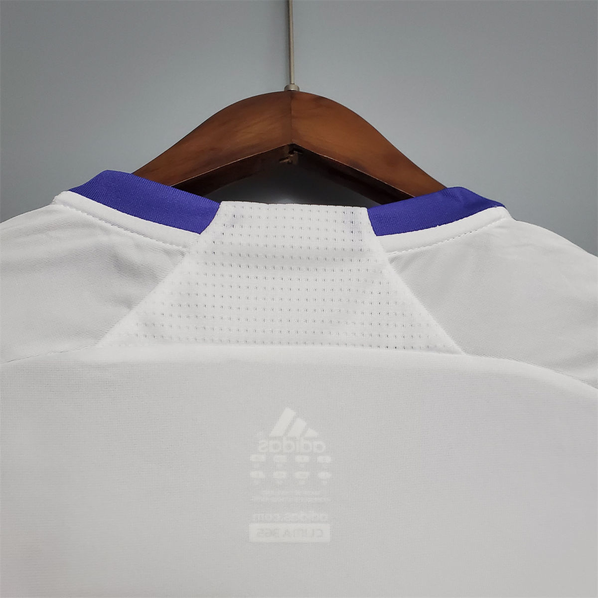 Real Madrid Retro 07/08 home jersey Fan Version