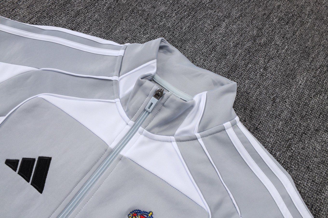 2026 Real Madrid Grey Jacket Training Suit Set