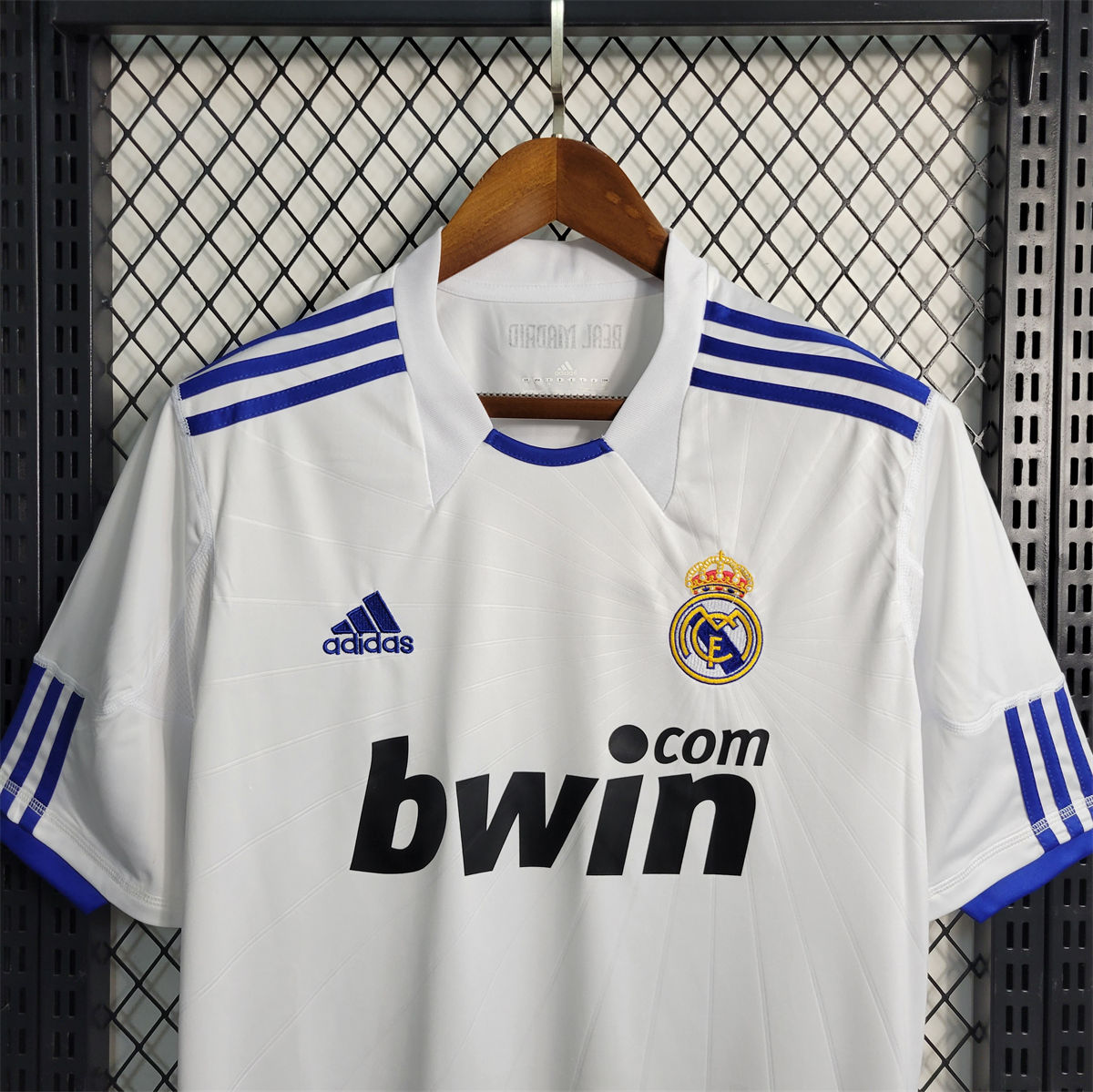 Retro Real Madrid 10/11 Third home jersey Fan Version
