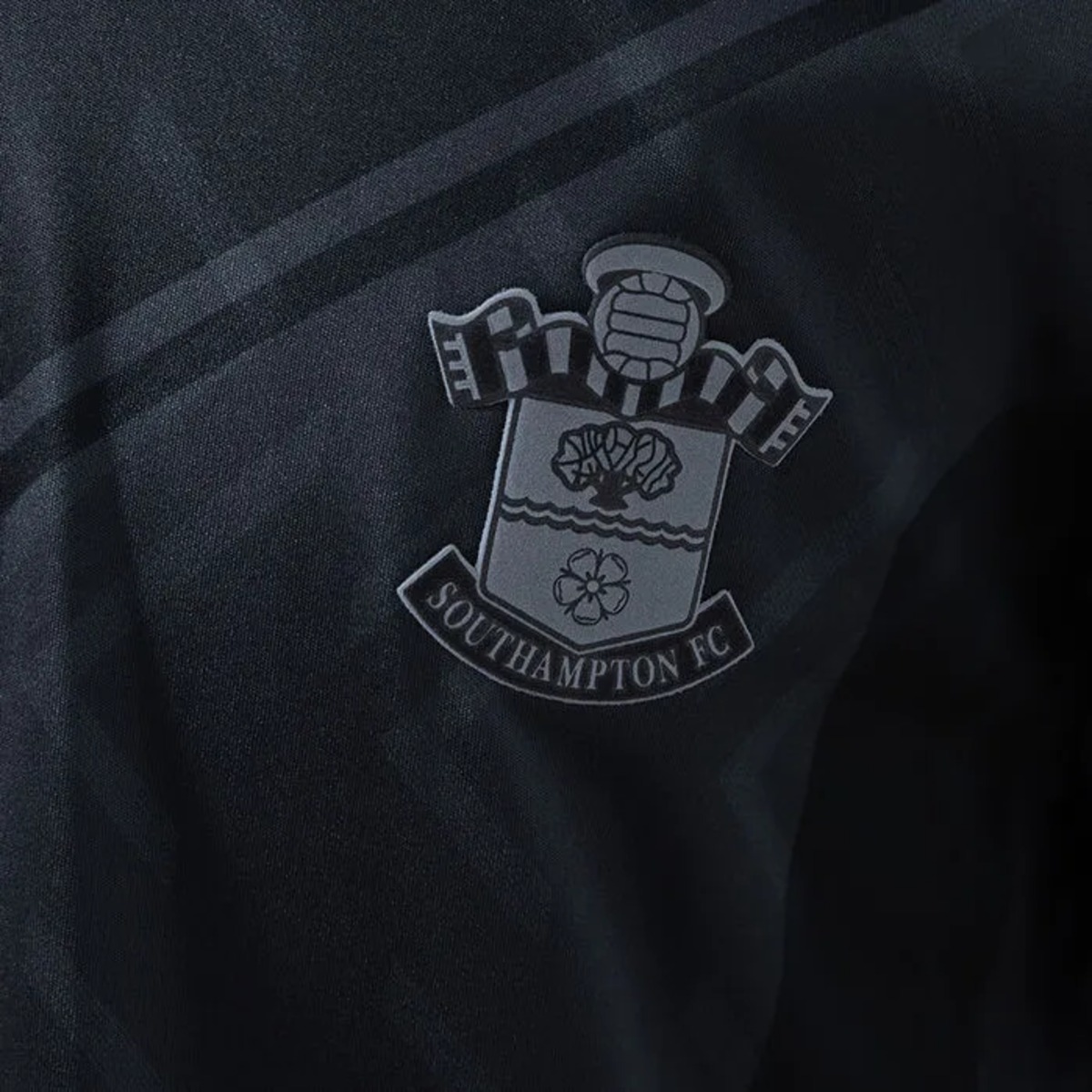 Retro Southampton 1993 Blackout Jersey Fan Version