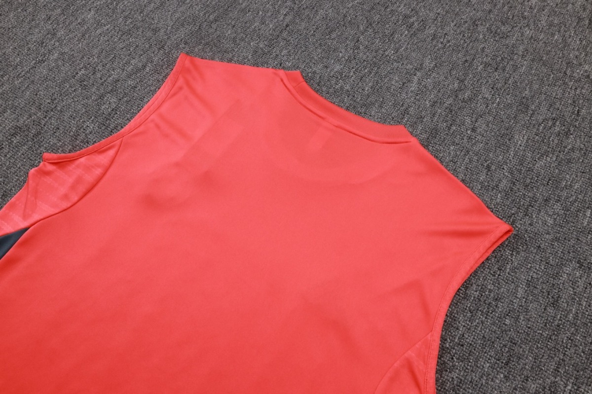 2026 Bavern Munich Orange Training Set Shirt and Shorts