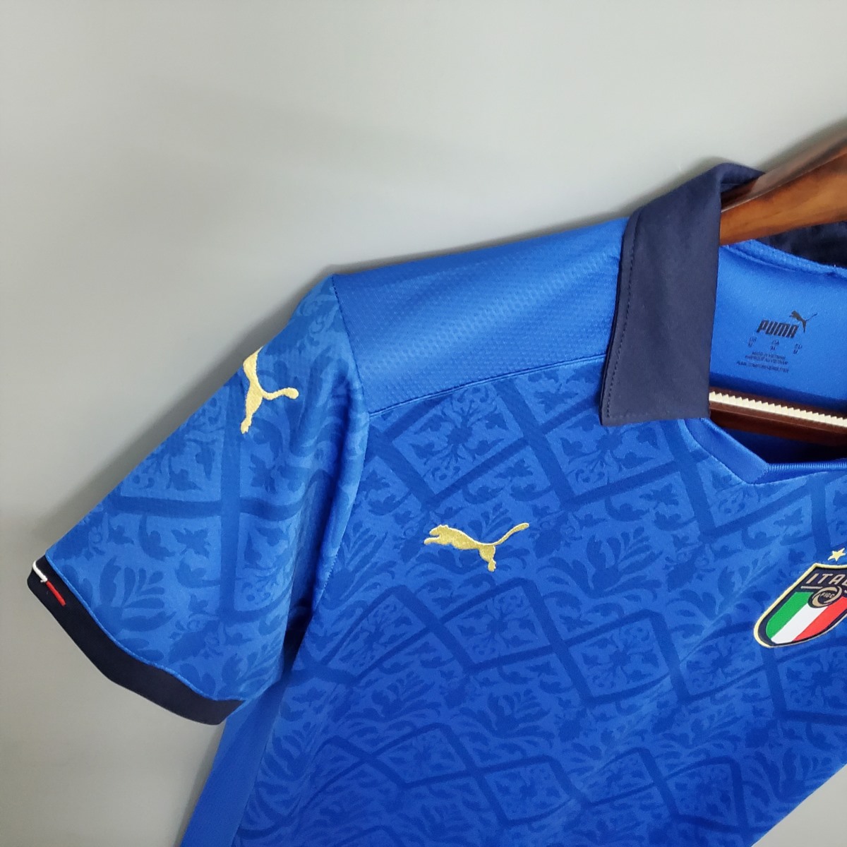 Retro Italy 2020 home jersey Fan Version