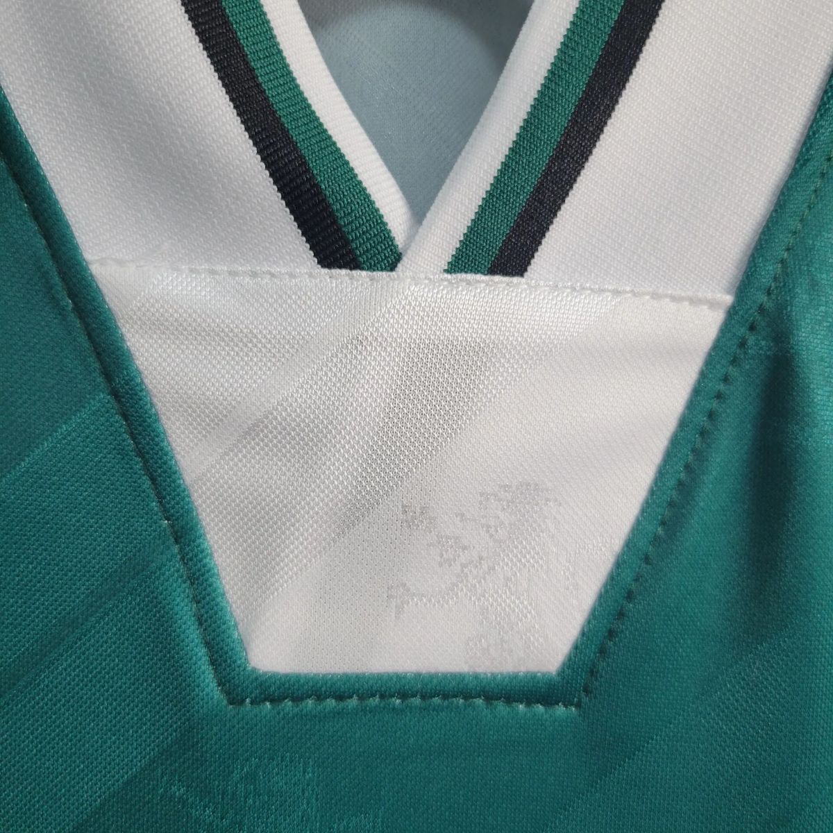 Retro Sporting Lisbon 1990s Style Green jersey Fan Version