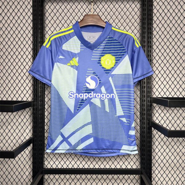 2024/25 Manchester United Goalkeeper Jersey Fan Version