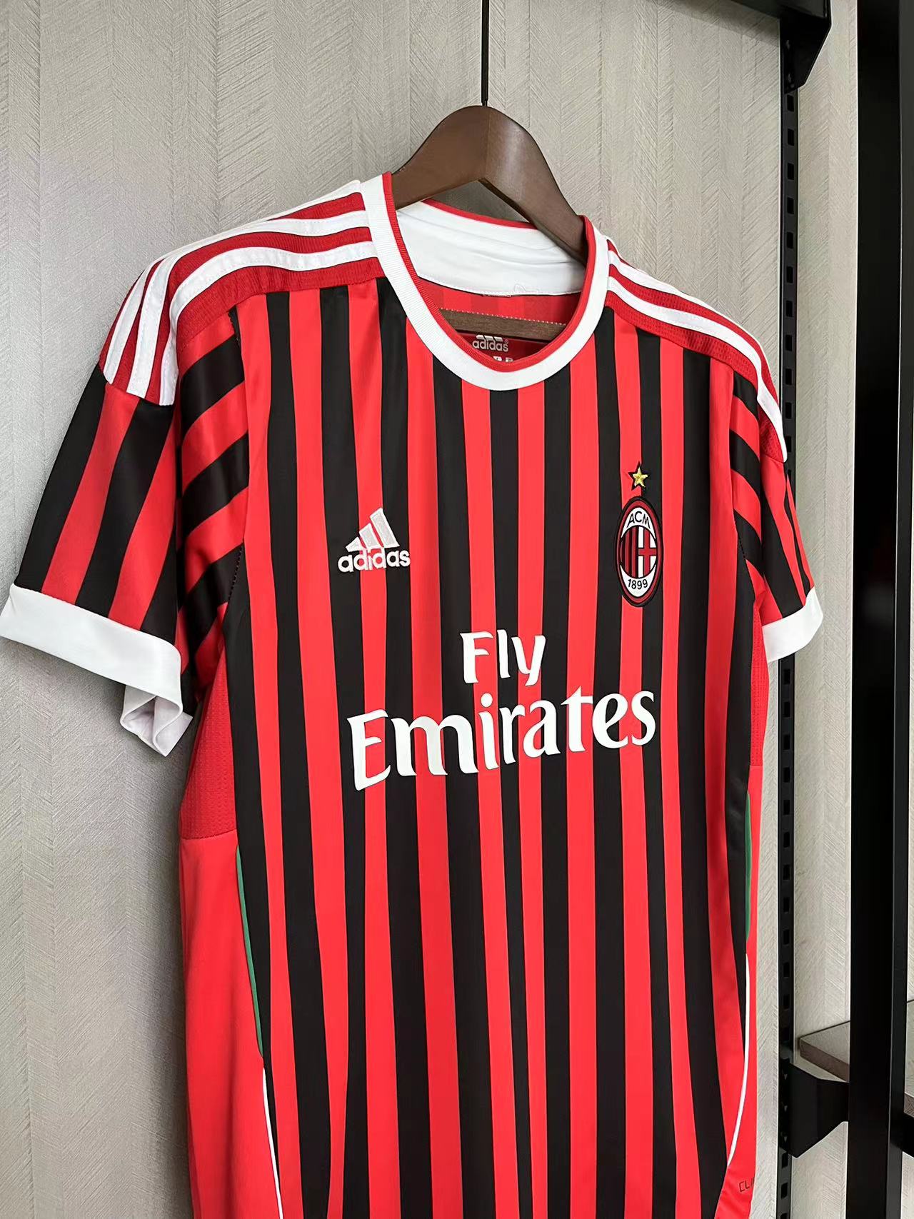 Retro AC Milan 11/12 Home jersey Fan Version