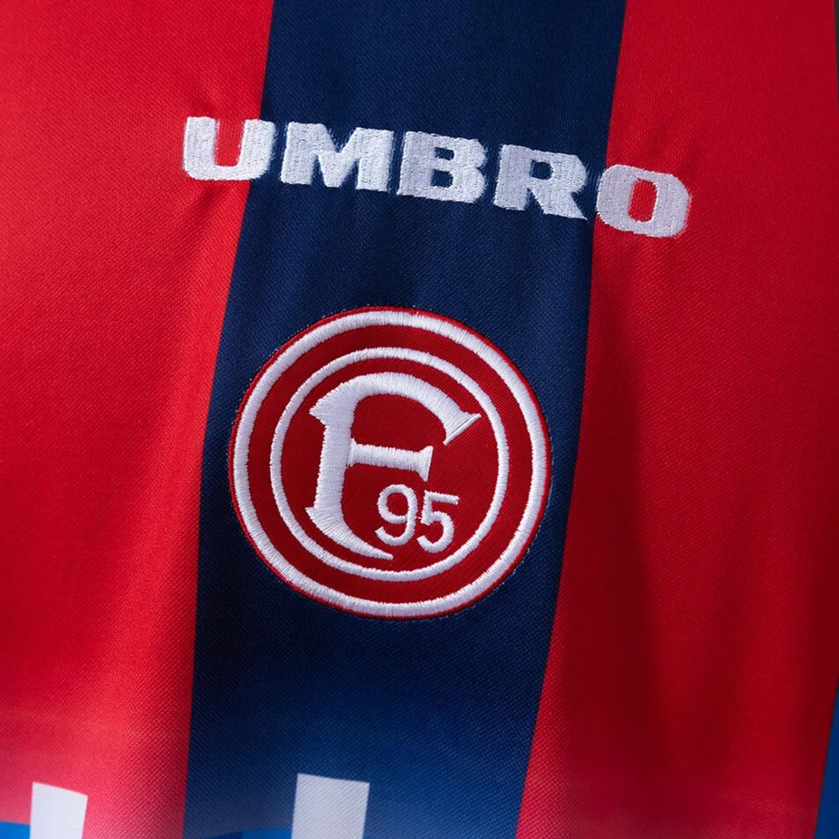Retro Fortuna Düsseldorf 1998 Away Jersey Fan Version