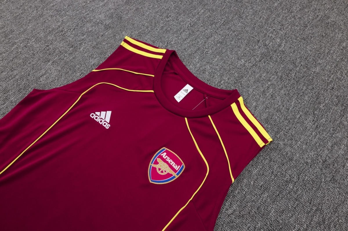 2026 Arsenal Maroon Training Set Shirt and Shorts