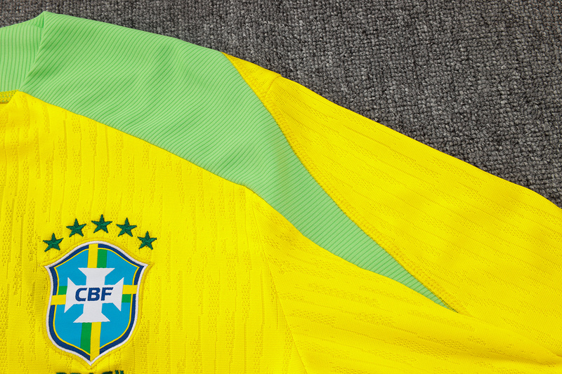 24/25 Brazil Yellow Long-sleeved half-pull training kit Football team kit
