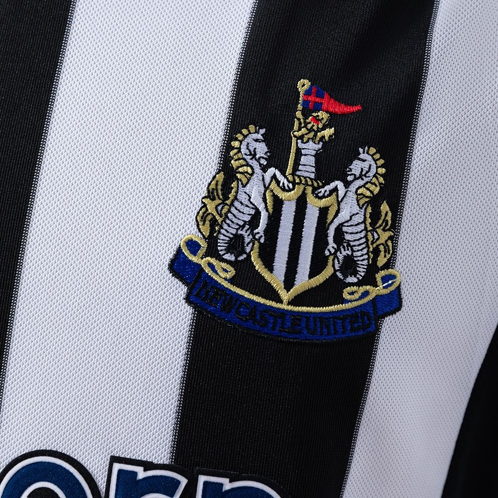Retro Newcastle United 2003/05 Home jersey Fan Version