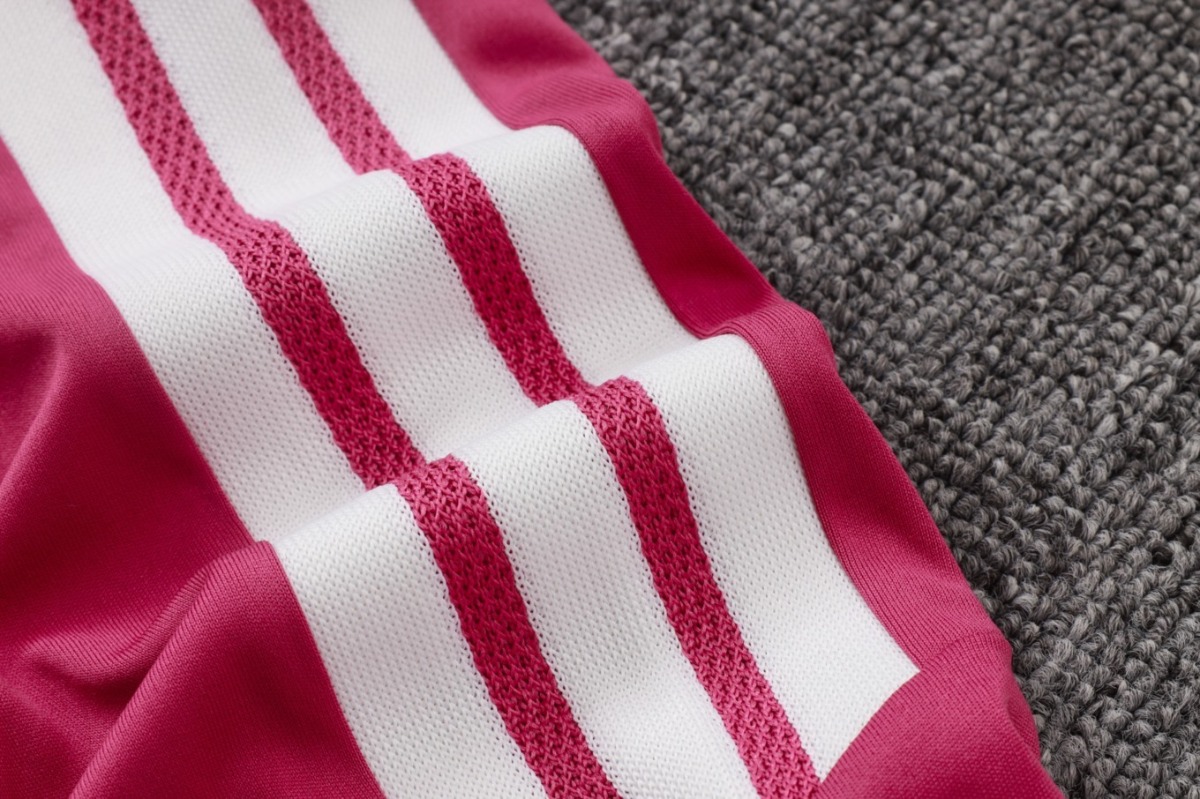 2026 Real Madrid Pink Training Set Shirt and Shorts