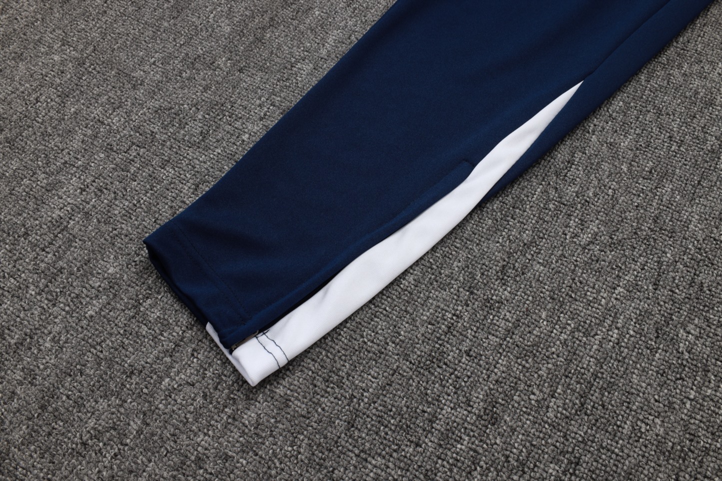 202526 Inter Milan maroon Long-sleeved half-pull training kit Football team kit