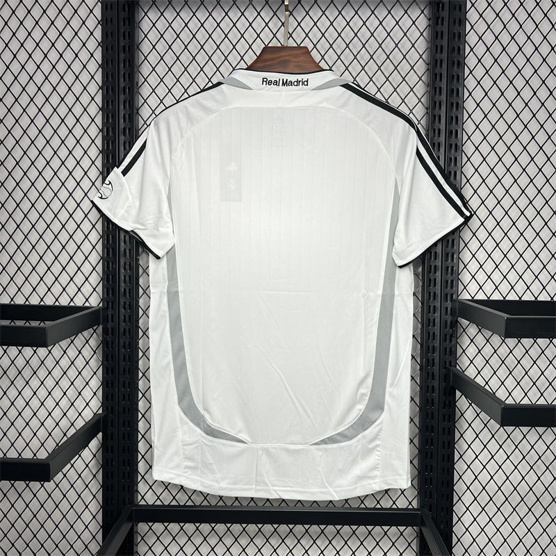 Real Madrid Retro 06/07 home jersey Fan Version