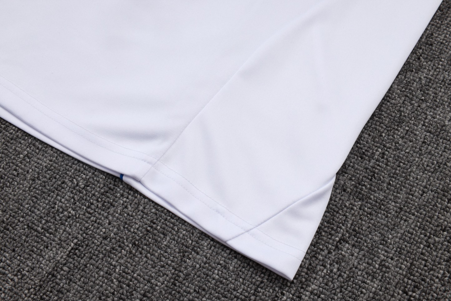 202526 Bayern Munich white Long-sleeved half-pull training kit Football team kit