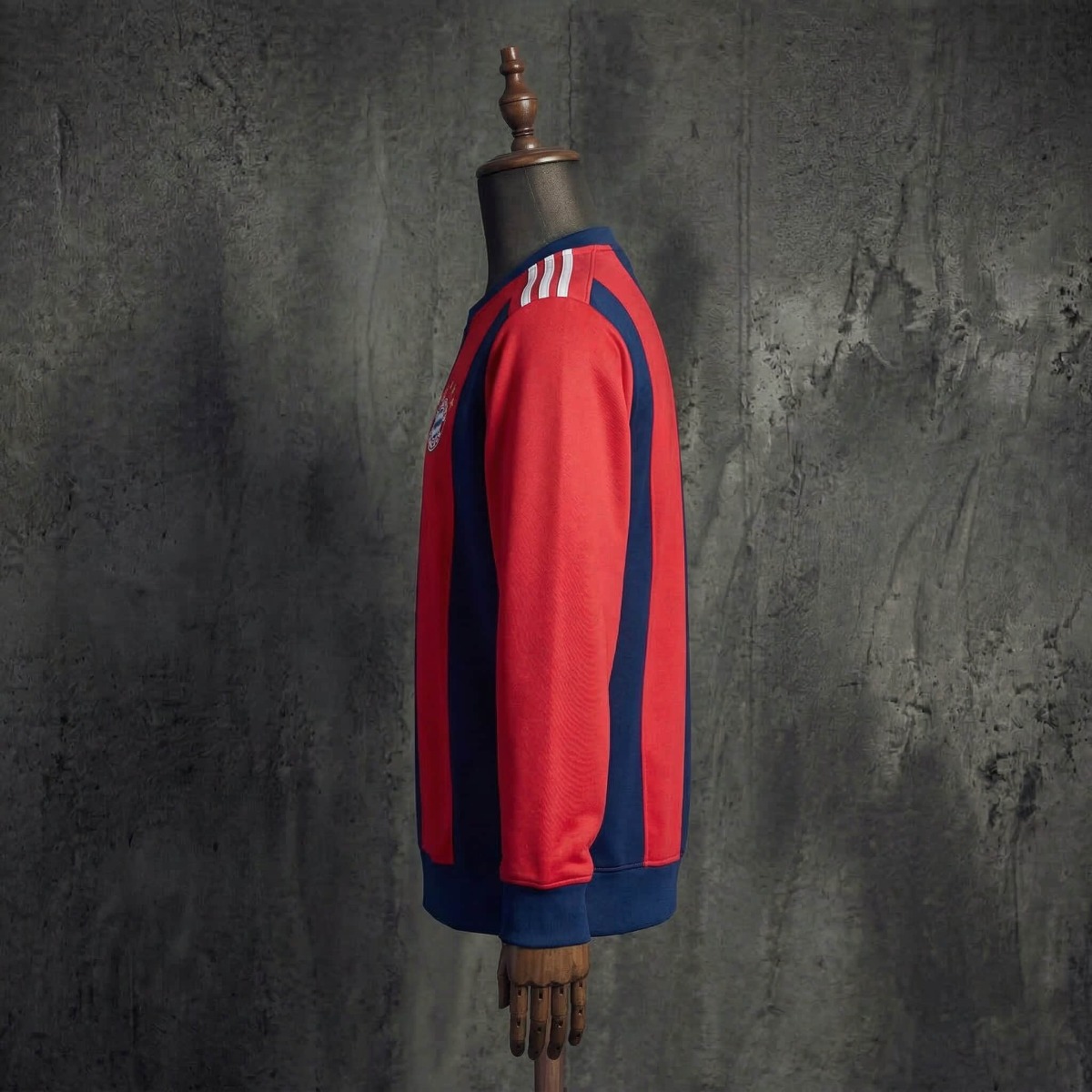 2025/26 Bayern Munich Long Sleeve Red & Cyan Sweatshirt