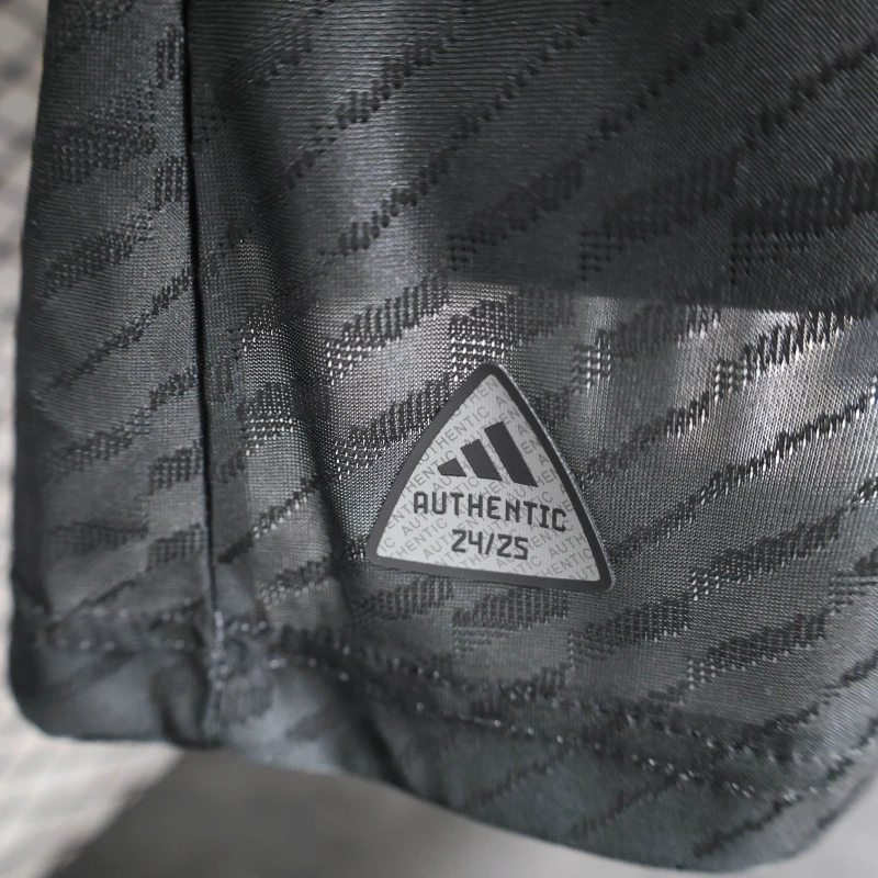 24/25 Real Madrid Black Special edition Jersey Player Version