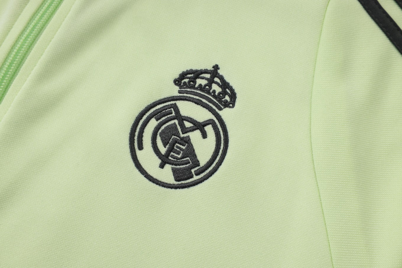 2026 Real Madrid Light green Jacket Training Suit Set