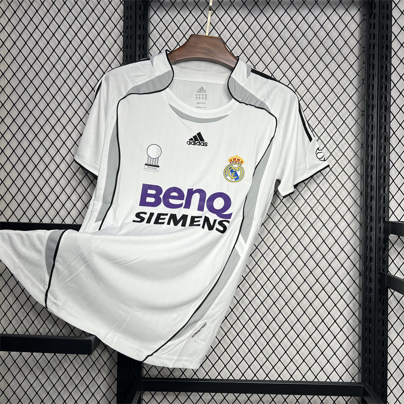 Real Madrid Retro 06/07 home jersey Fan Version