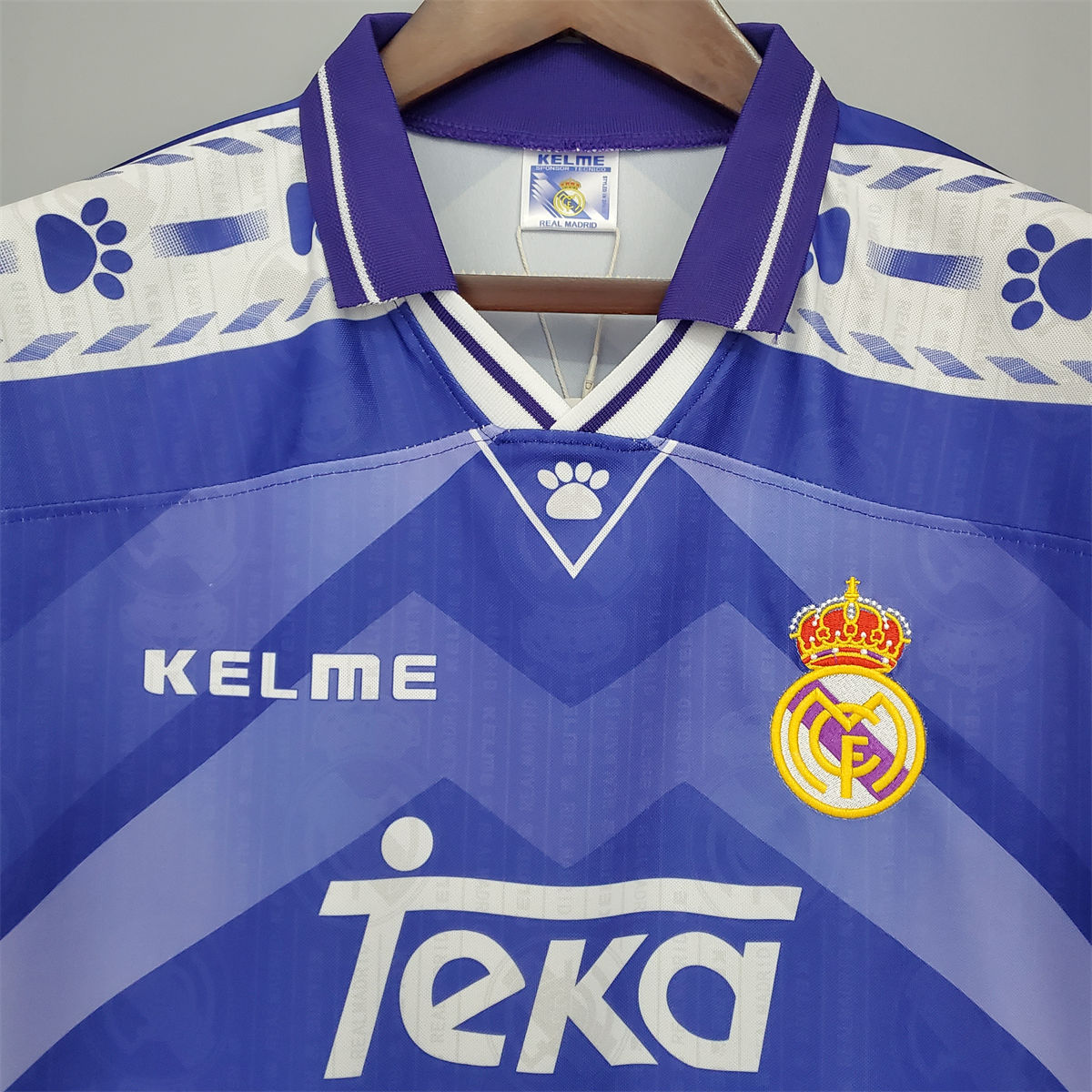 Real Madrid Retro 1996/97 away jersey Fan Version