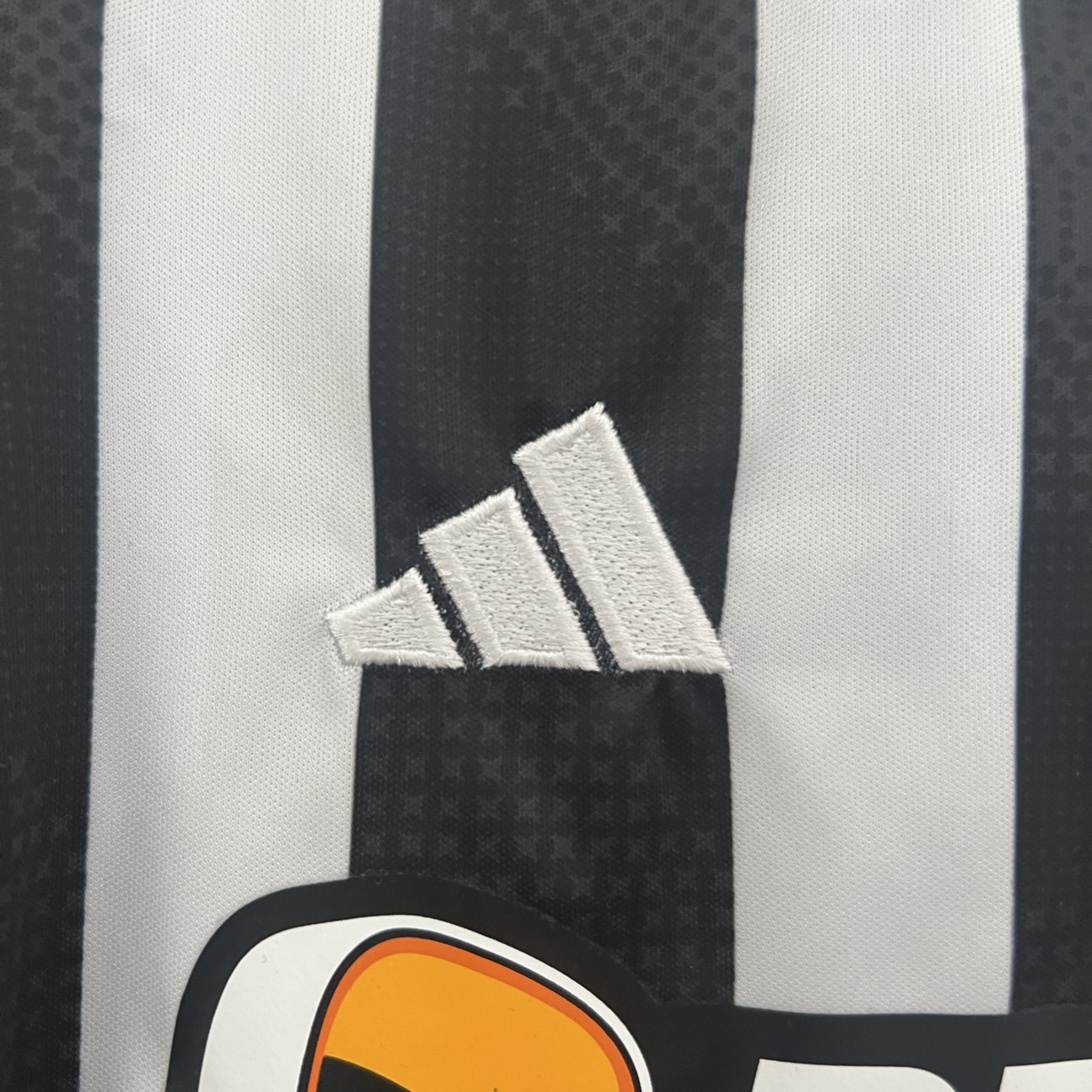 2024/25 kids kits Atlético Mineiro Home jersey size: 16-28