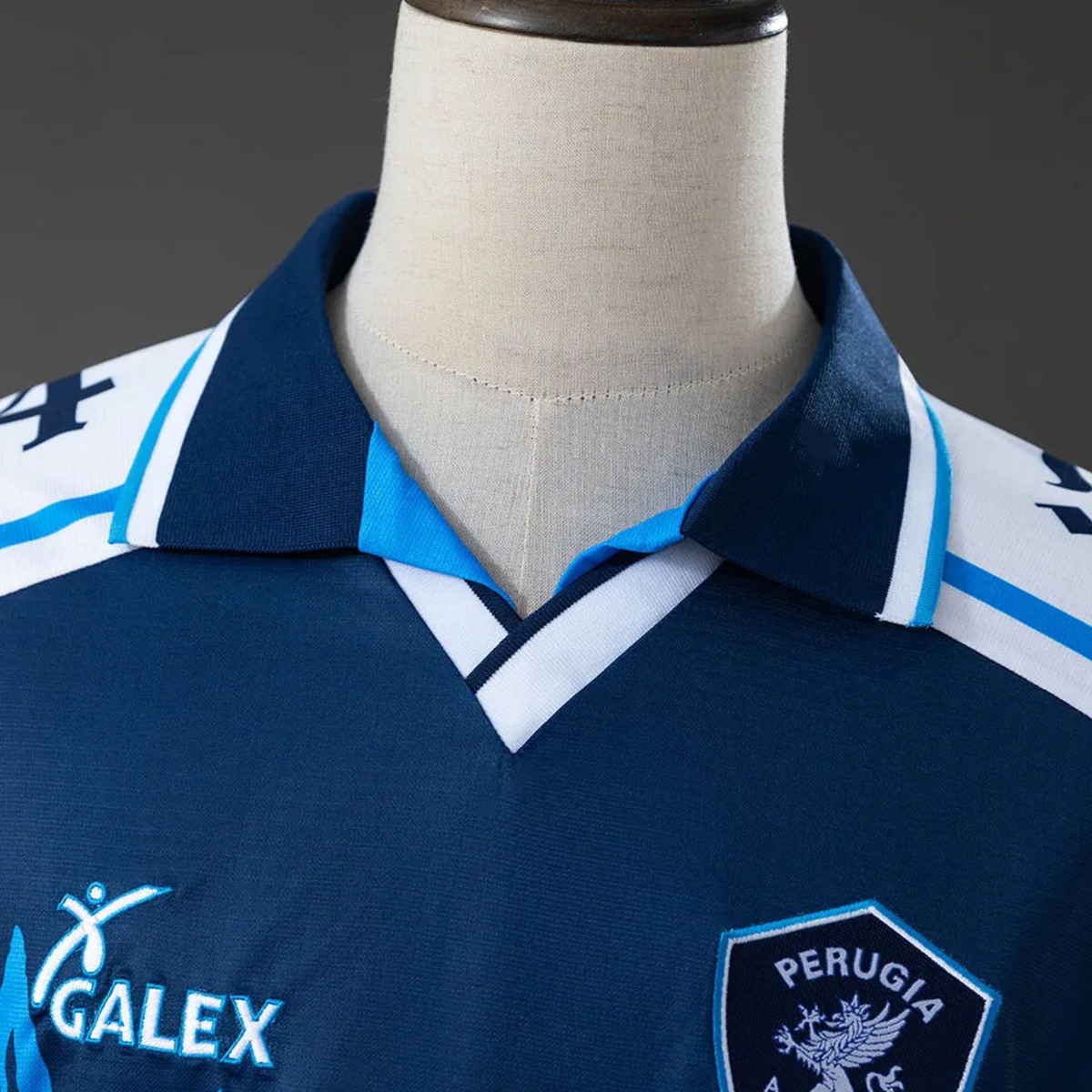 Retro Perugia 1997/98 Away Jersey Fan Version