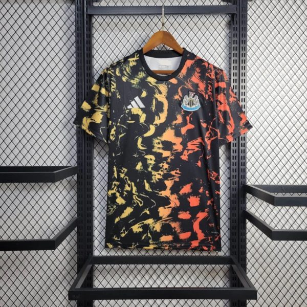2025/26 Newcastle United Pre-match training jersey Fan version