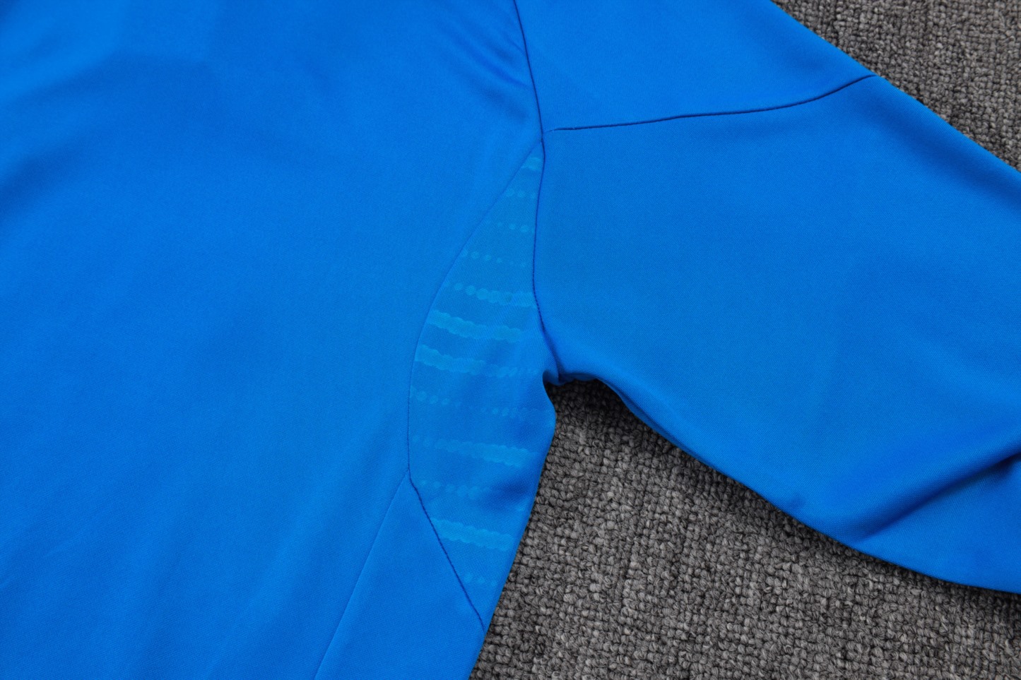 202526 Real Madrid lake blue Long-sleeved half-pull training kit Football team kit