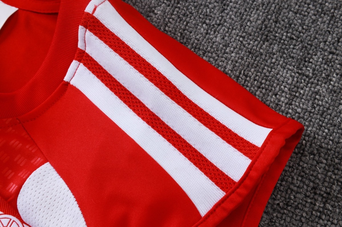 2026 Arsenal Red Training Set Shirt and Shorts