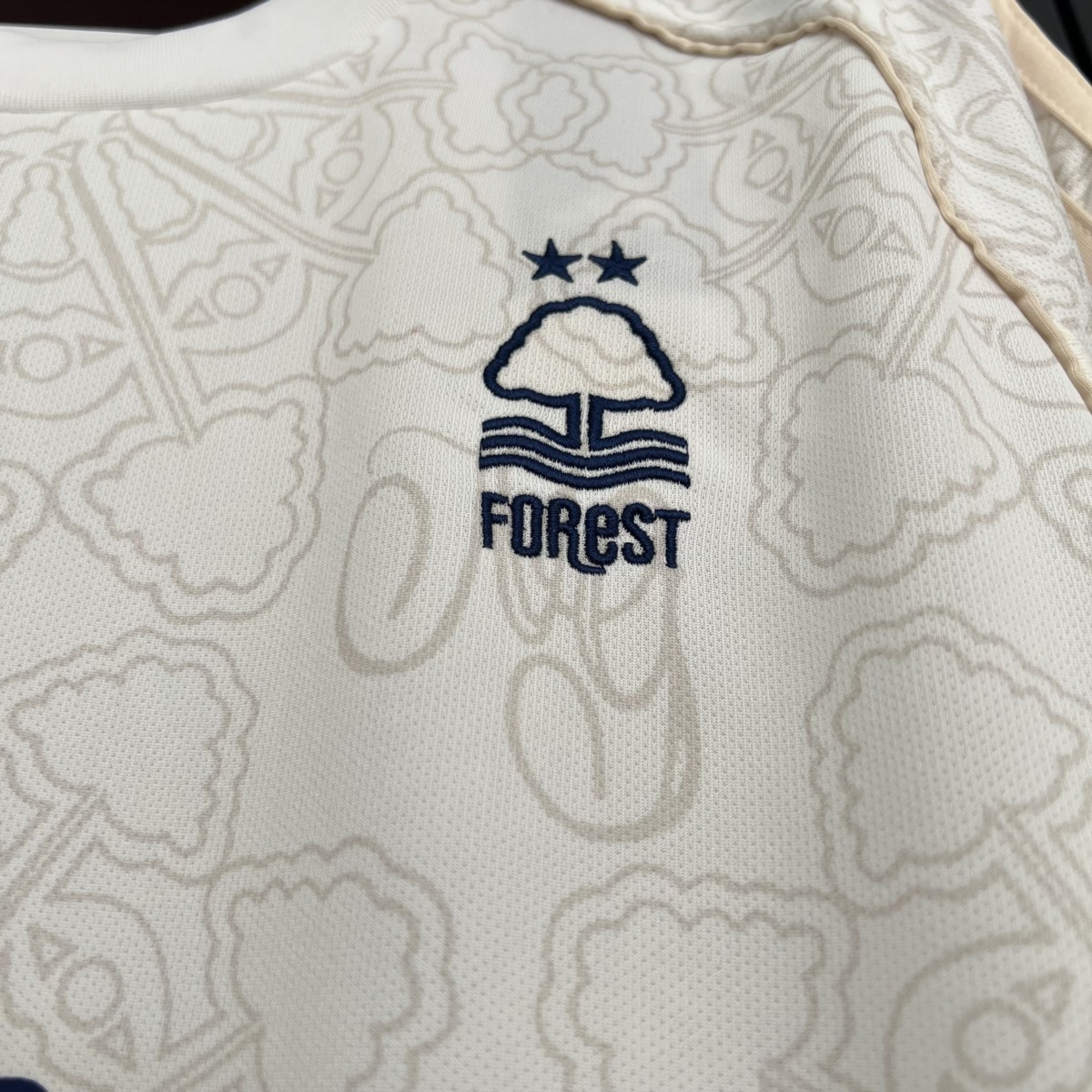 2025/26 Nottingham Forest Away Jersey Fan Version