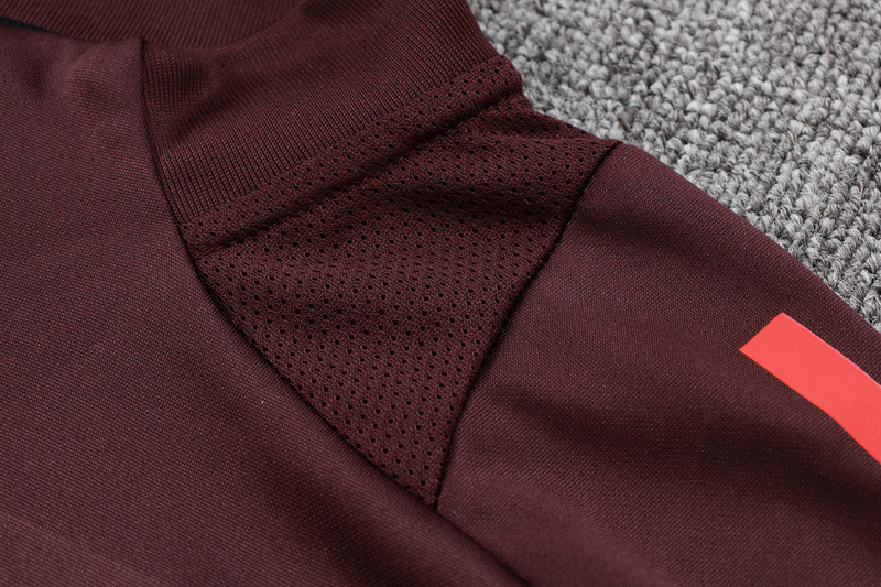 24/25 Bayern Munich Red-brown Long-sleeved half-pull training kit Football team kit