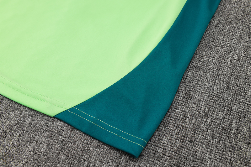 24/25 Mexico Green Training Set Shirt and Shorts