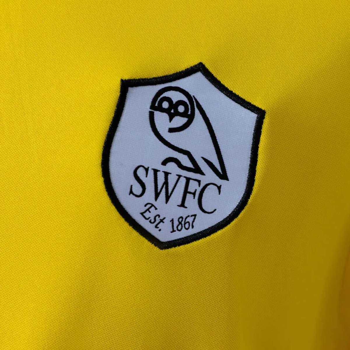 Retro Sheffield Wednesday F.C. 2001 Away Jersey Fan Version