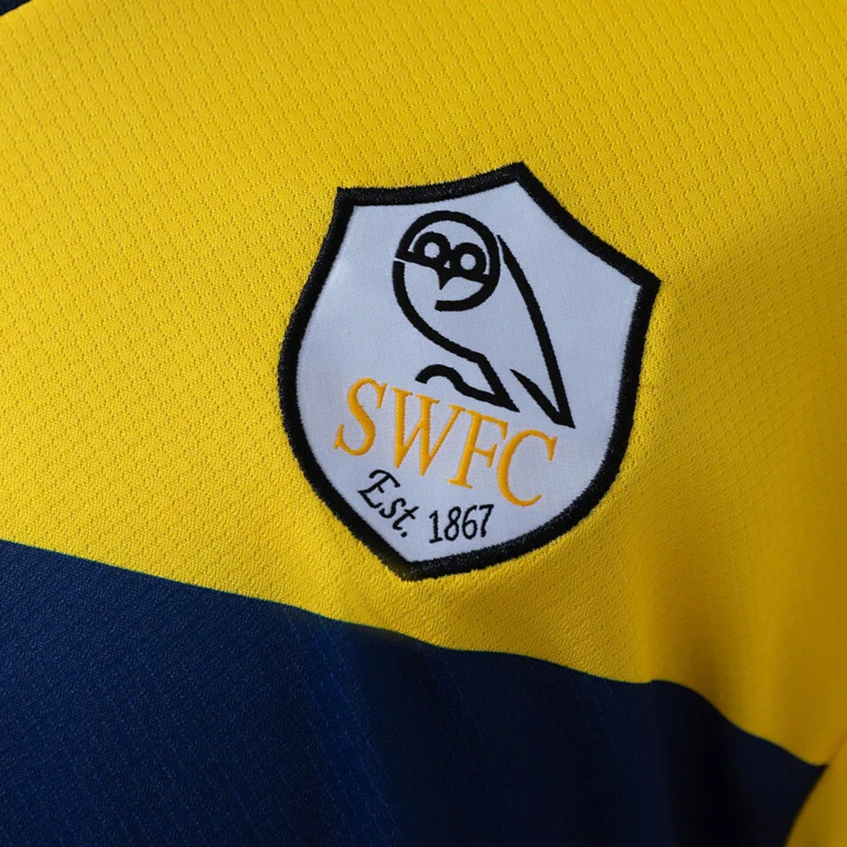 Retro Sheffield Wednesday F.C. 1999 Away Jersey Fan Version