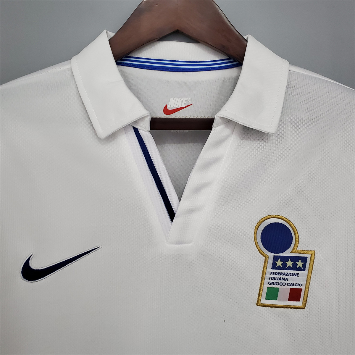 Retro Italy 1998 Away jersey Fan Version